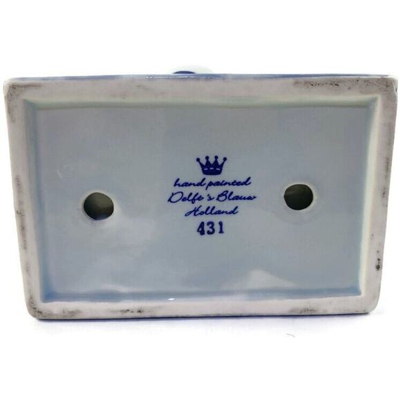 Delft Blue Holland Playful Cows Figurine Hand Painted 2.5 x 4 x 2.5 - Picture 6 of 7